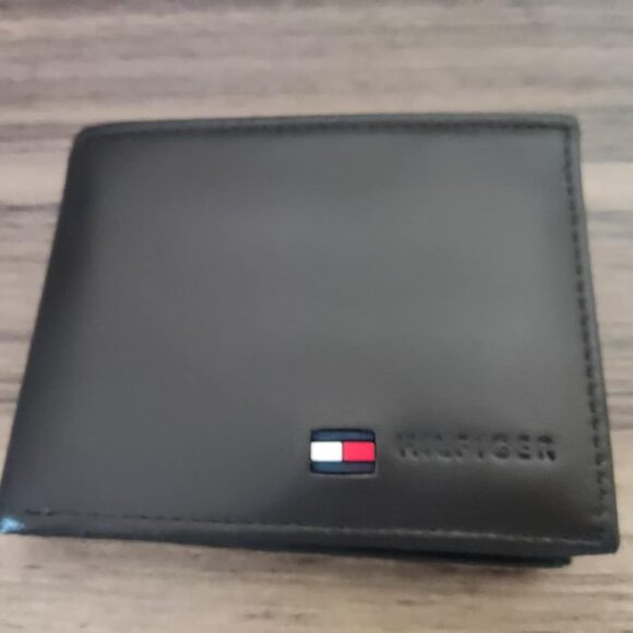 Mens Slim Bifold Wallet RFID Blocking Minimalist Front Pocket Wallets